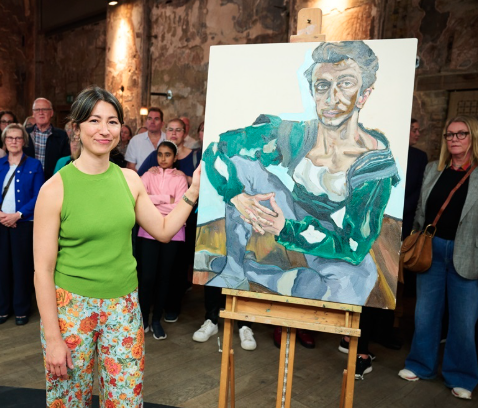 THE PSYCHOLOGY OF THE CADMIUM YELLOW