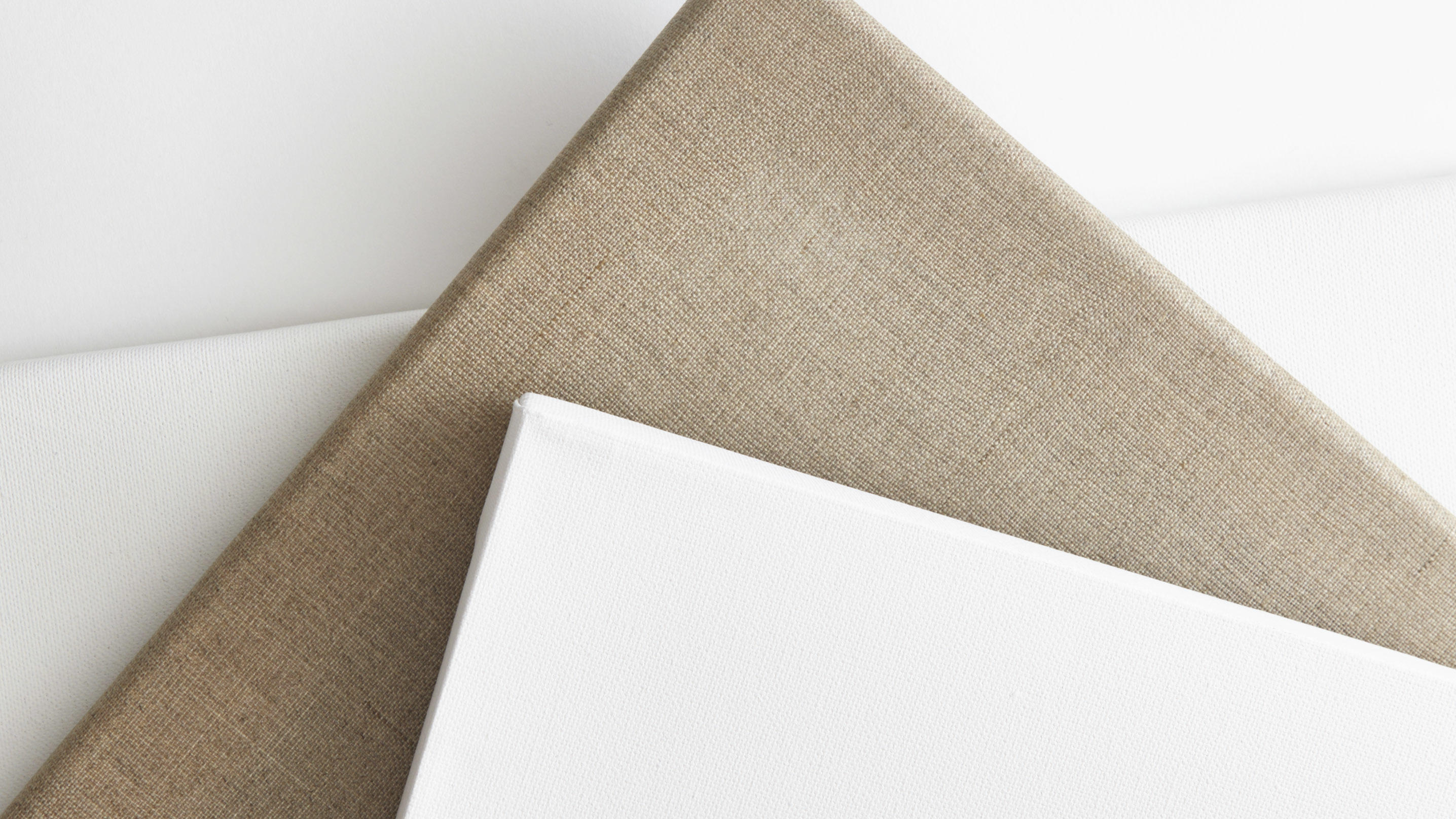 Understanding the difference between canvas and linen