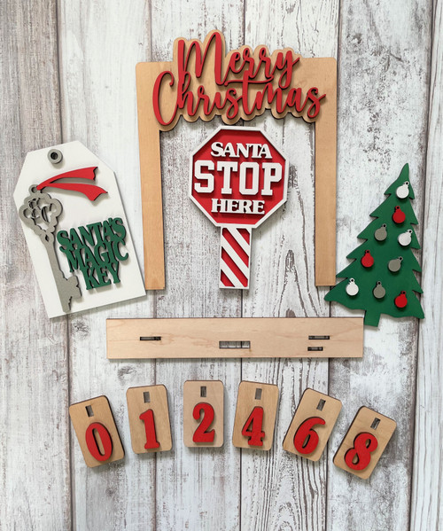 Crate Shelf Sitter with  Santa Countdown Insert