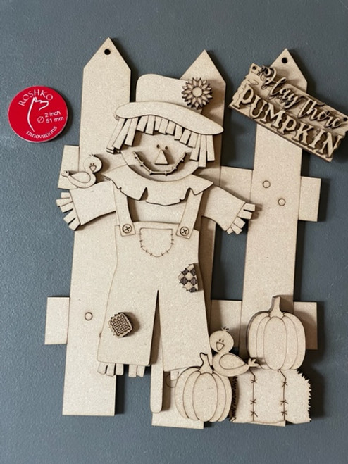 Scarecrow with pumpkins fence kit