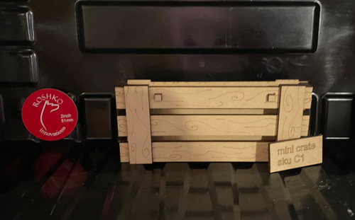 Freestanding interchangeable Mini Crate