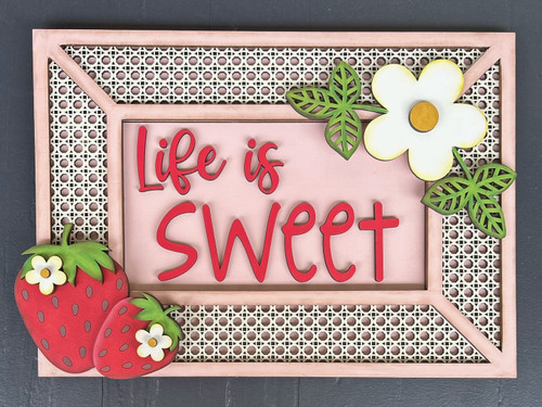 Life is sweet strawberry Sign (3 layers)