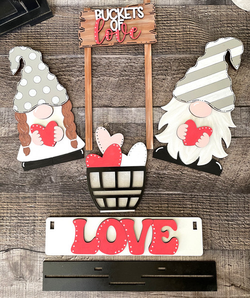 Wagon Shelf Sitter with Gnome Love Insert