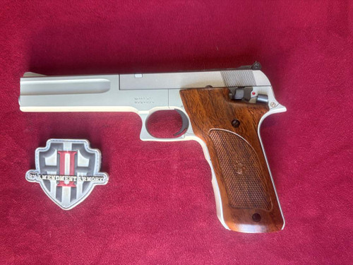 Pre Owned Smith and Wesson Model 622