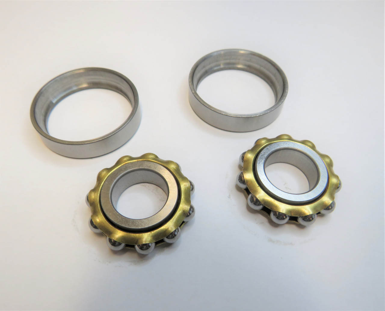 International H1 H4 Bearings Pair