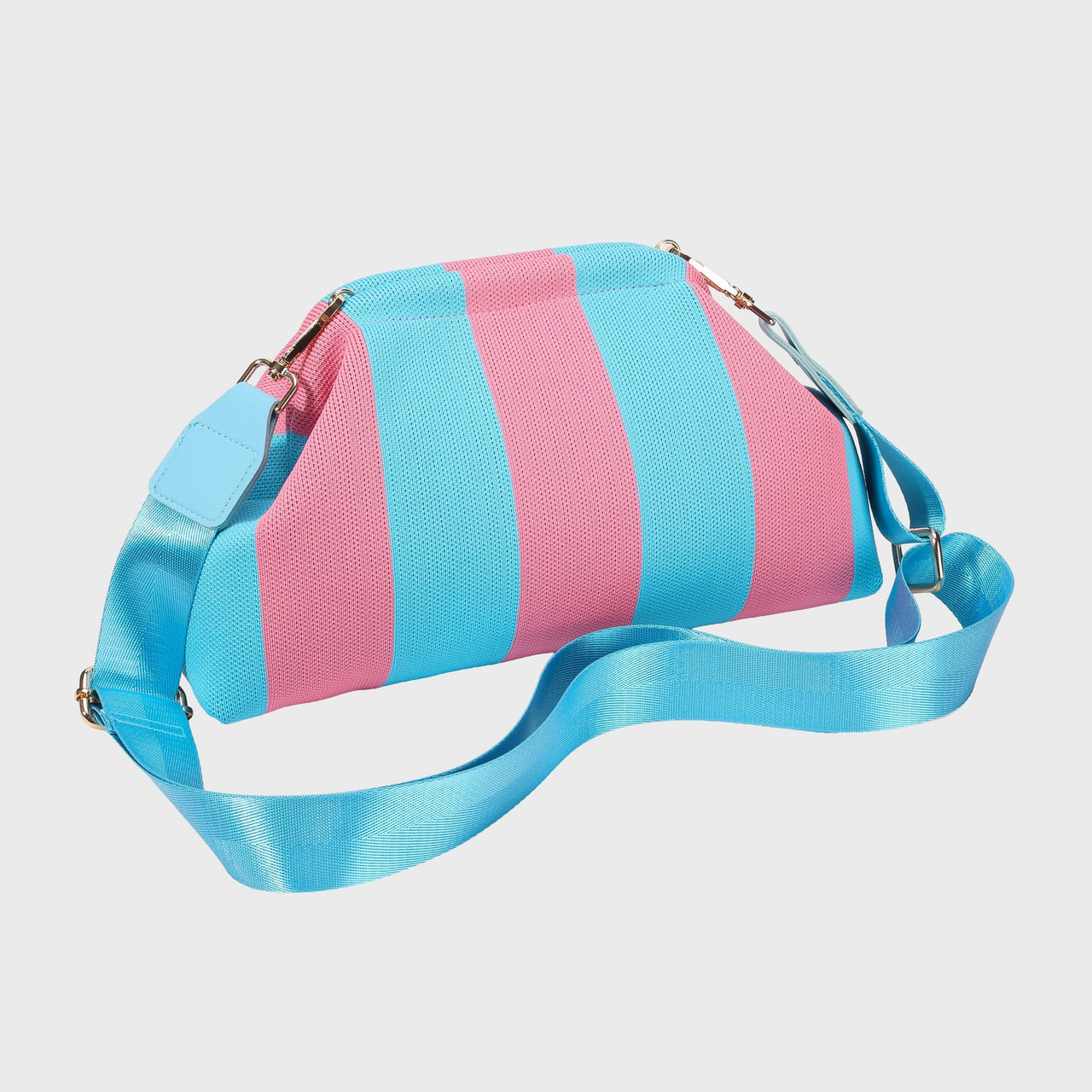 CITY GIRL POUCH + STRAP - BABY BLUE