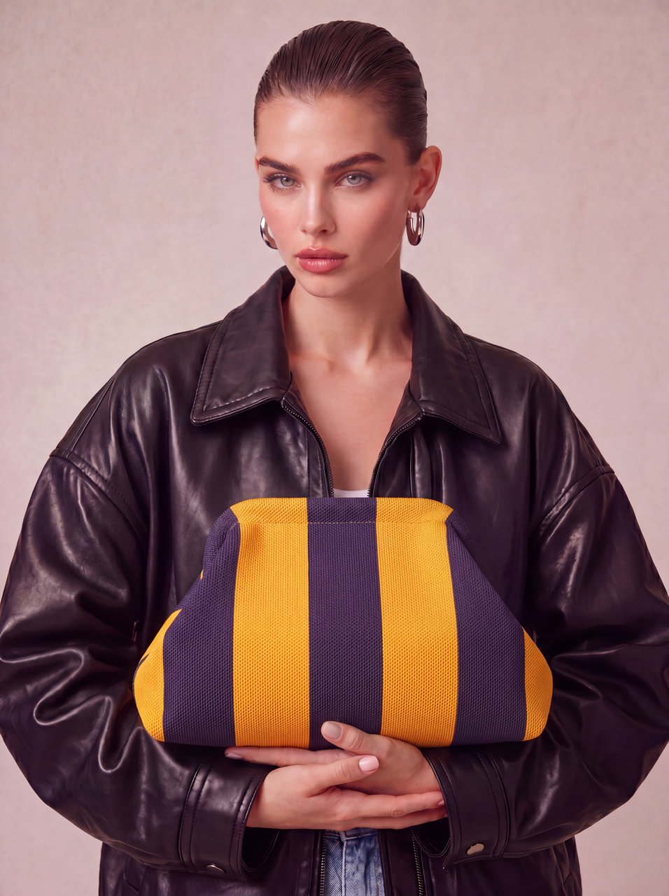 CITY GIRL POUCH - PURPLE