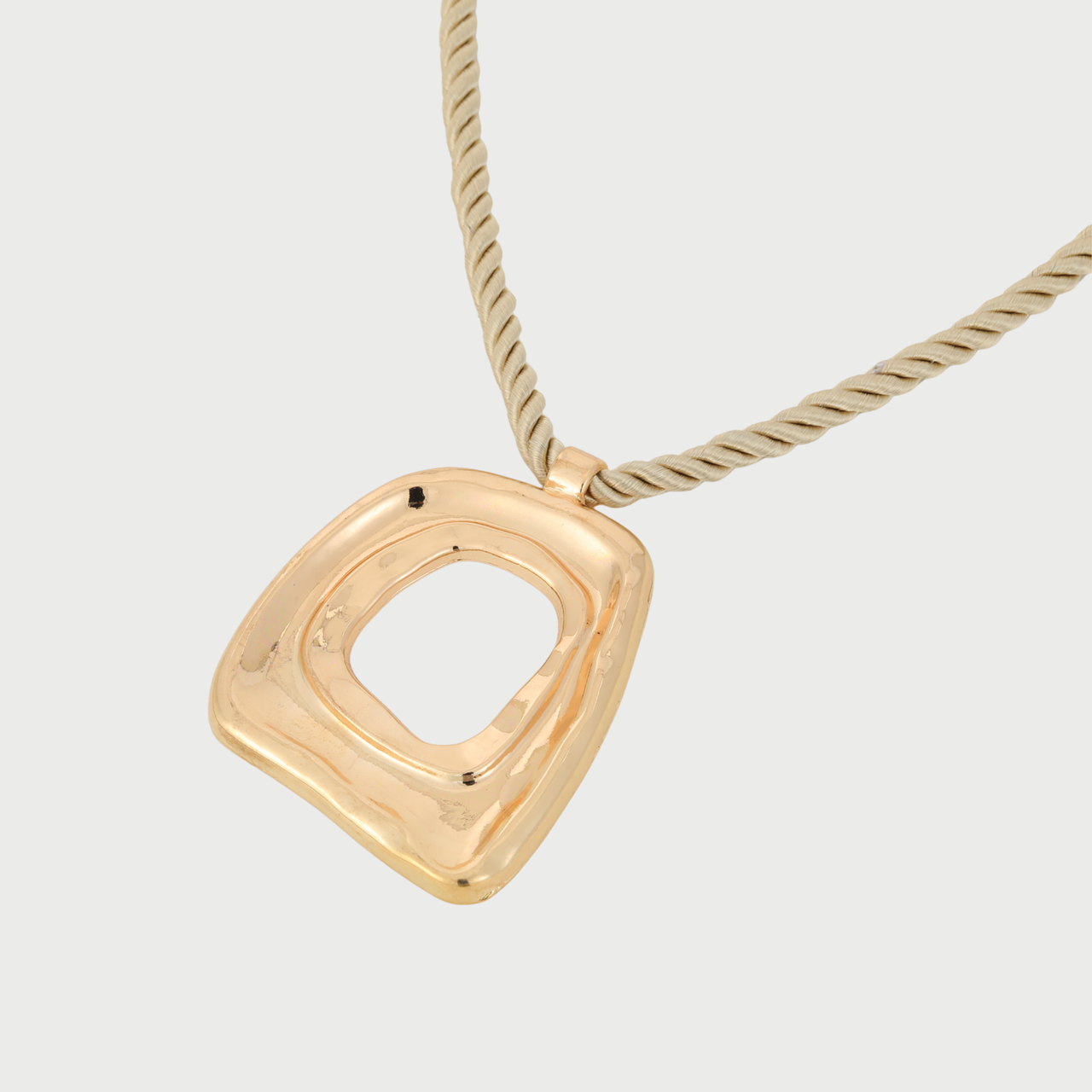 THE OVAL NECKLACE - GOLD