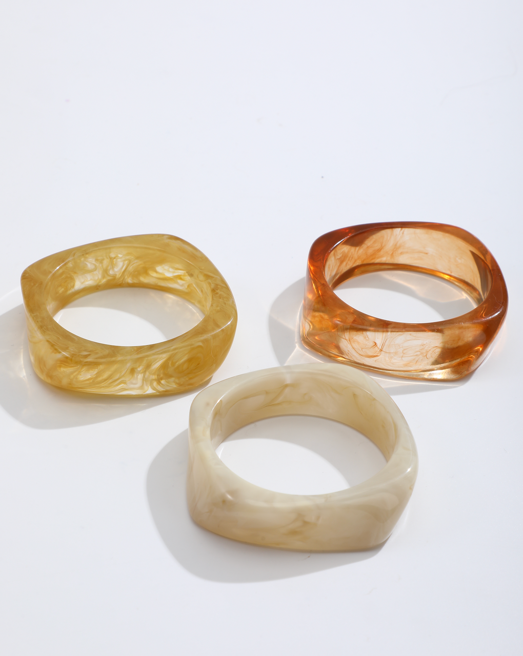 BANGLE BRACELET - CARAMEL