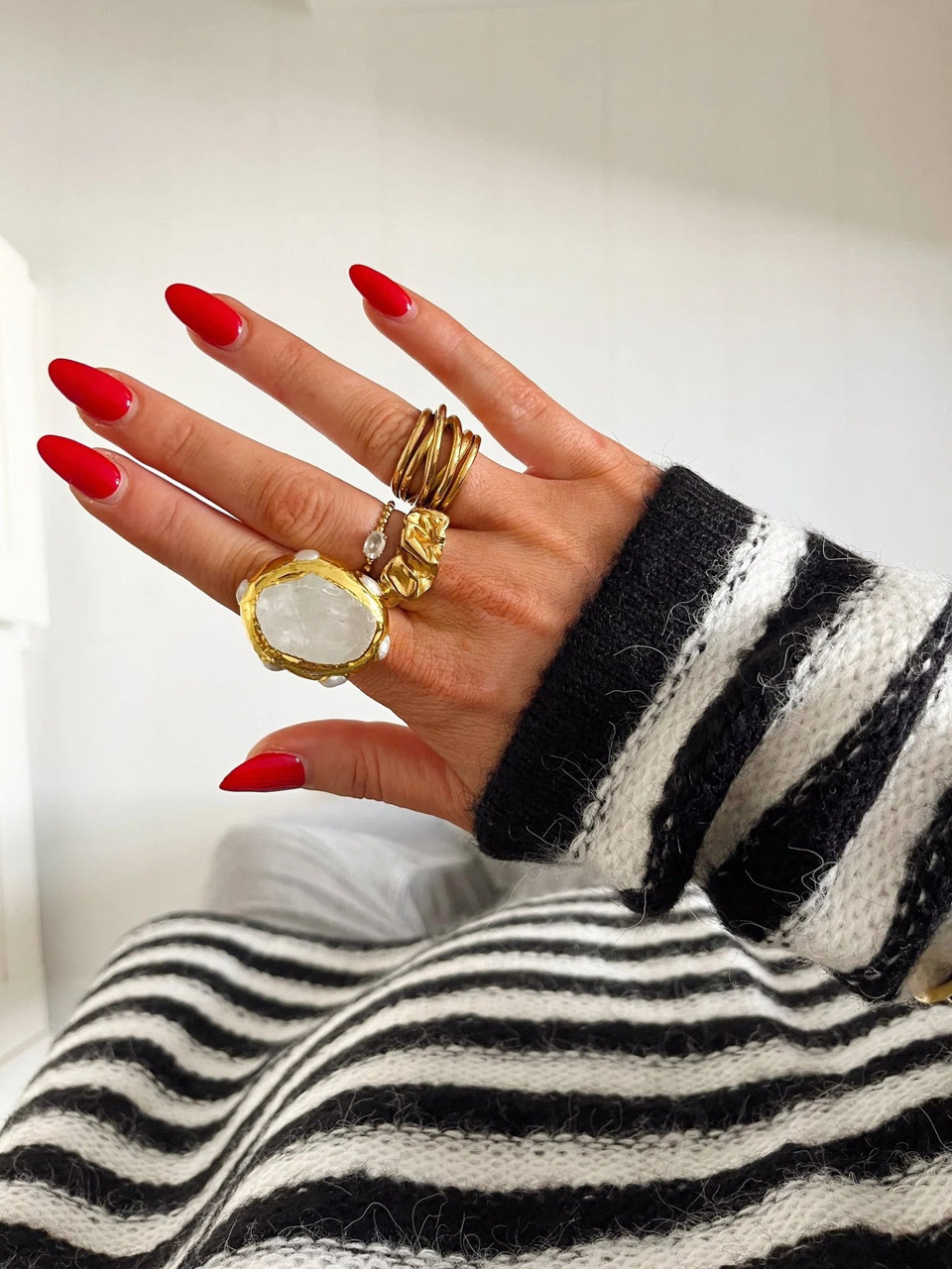 LILA PEARL STONE - GOLD