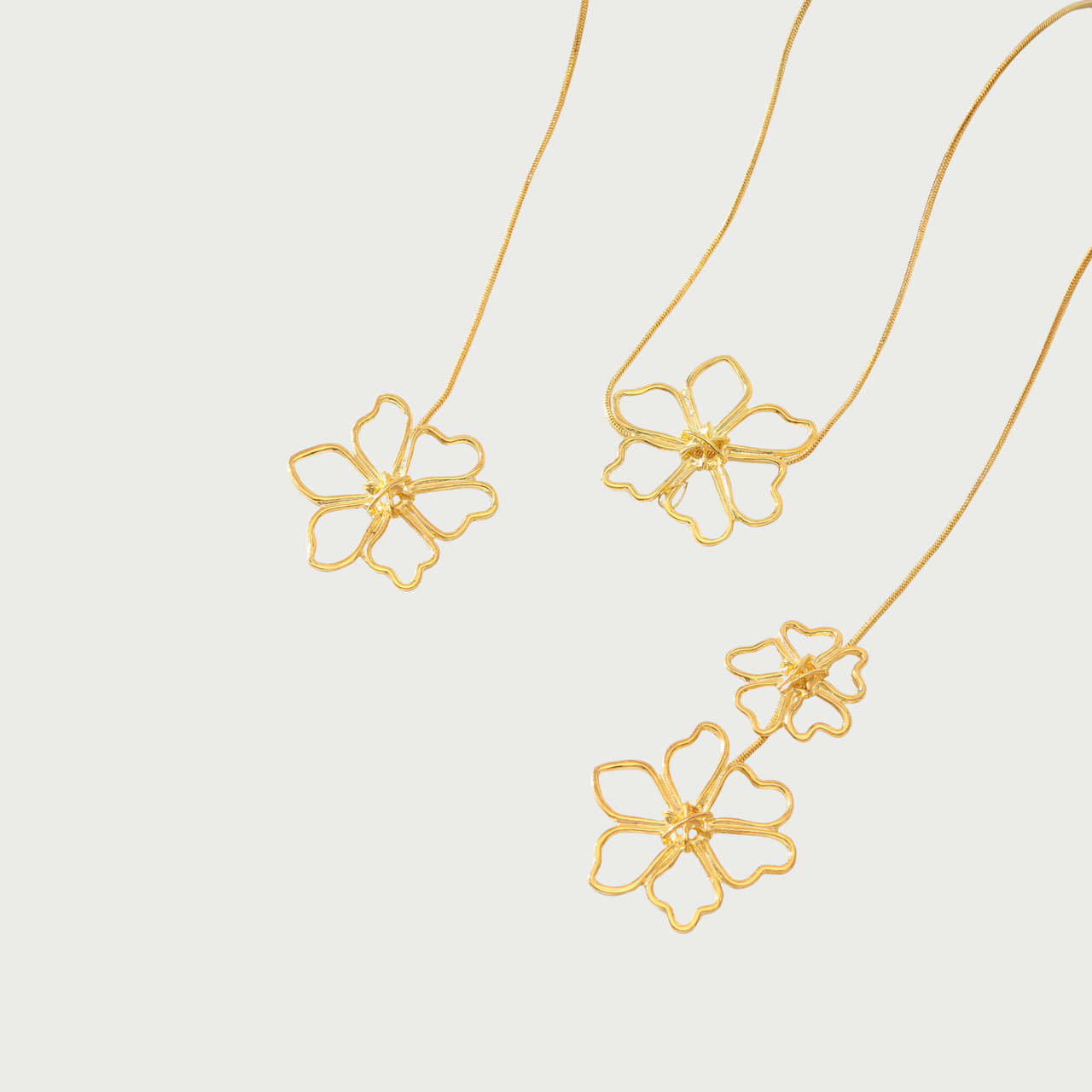 FLOWER LAYER NECKLACE - GOLD