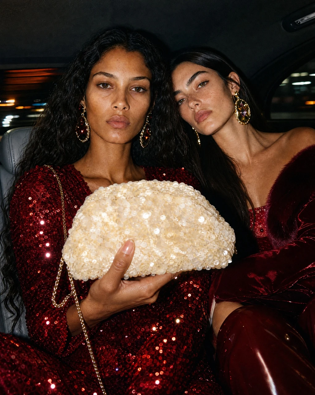 LA VILLE SEQUIN POUCH - OFF WHITE