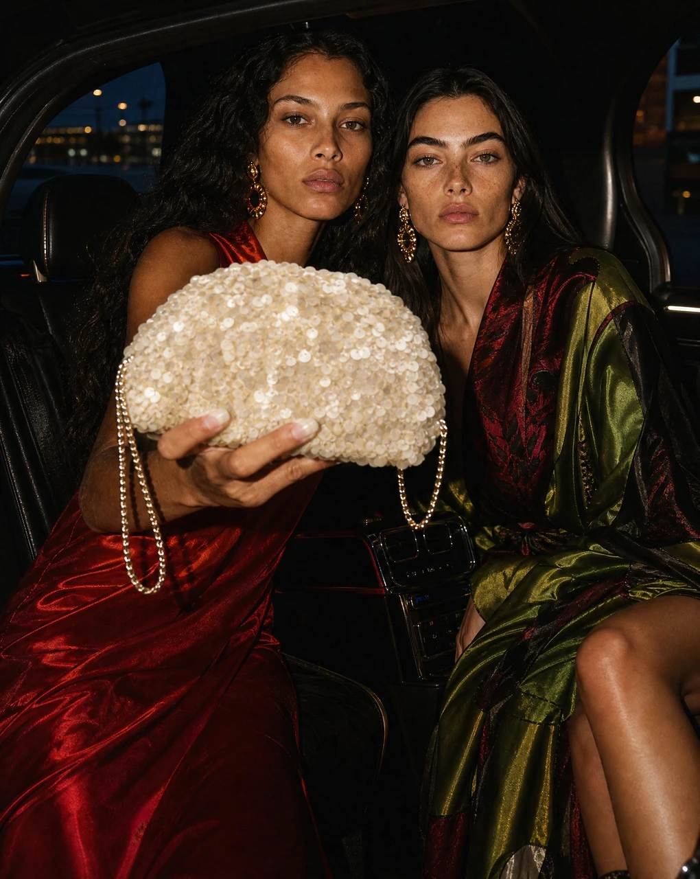 LA VILLE SEQUIN POUCH - OFF WHITE