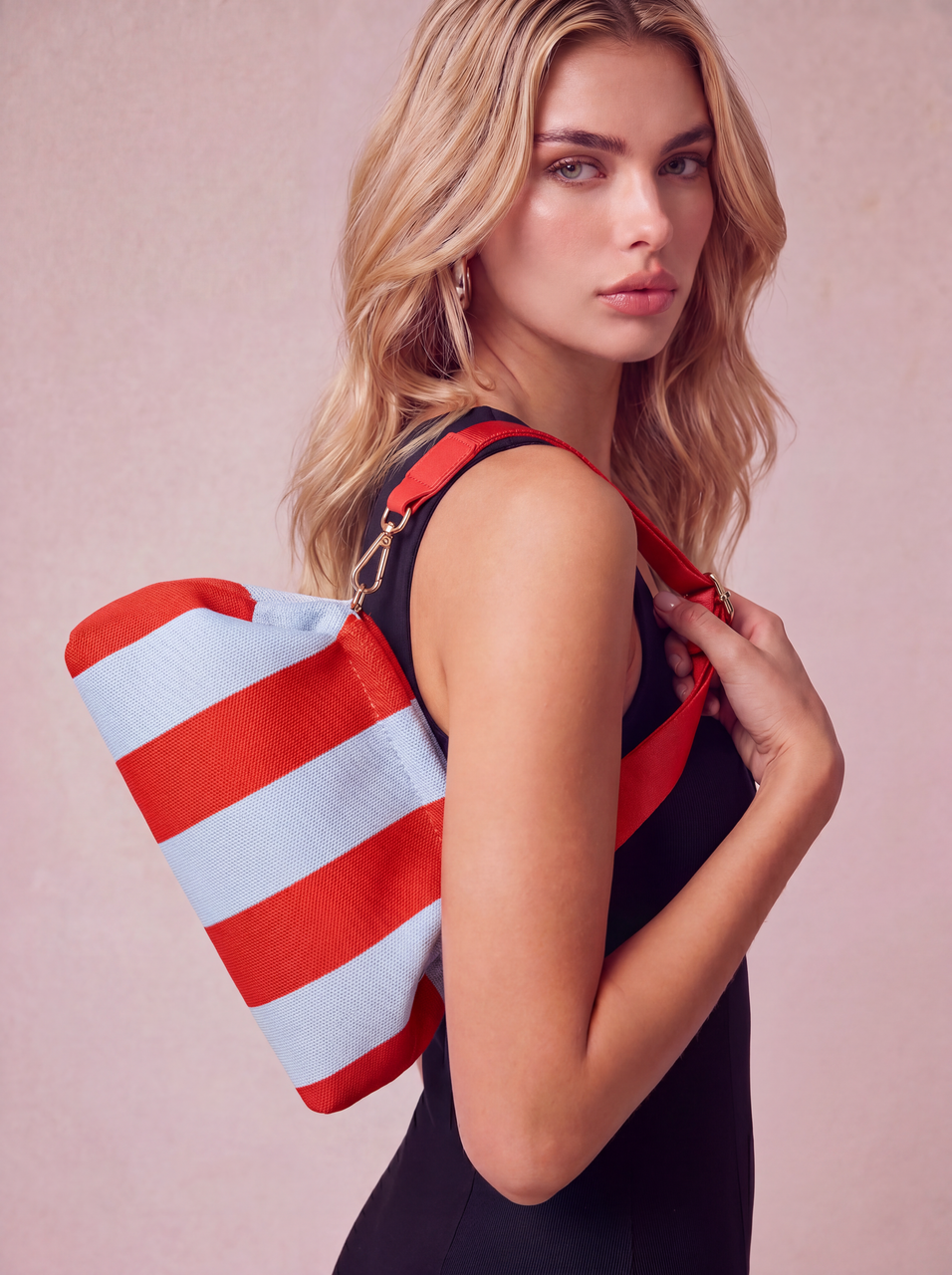 CITY GIRL POUCH + STRAP - RED/BLUE