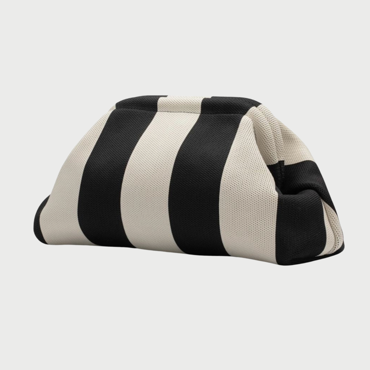 CITY GIRL POUCH