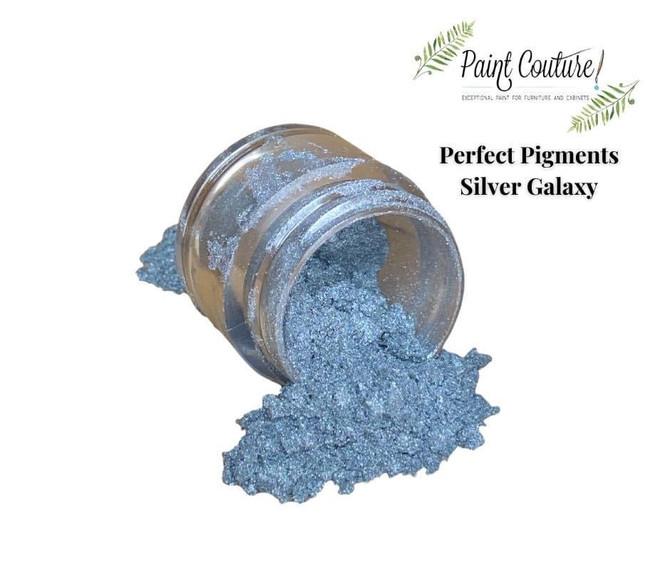 Silver Galaxy Perfect Pigment in a 7.5g jar