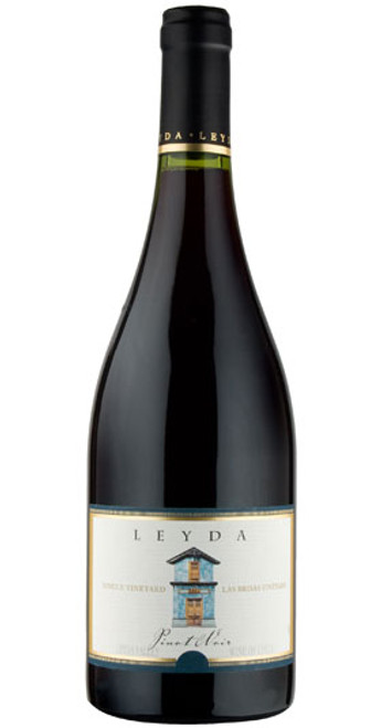 Pinot Noir Las Brisas Vineyard, Viña Leyda 2017, Leyda Valley, Chile Pinot Noir Las Brisas Vineyard, Viña Leyda 2017, Leyda Valley, Chile