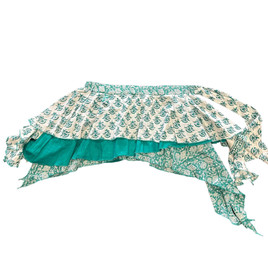 This is a beautiful 3 layer hipster. It has a long tie on each end the waist has elastic to give it a great fit. Hand Block printed pure cotton fabric is used on the top layer and the bottom layer and pure cotton contrast color fabric is used for the middle layer. These are really fun and great to wear for practice or layering a costume or by itself with leggings or pants. You can tie them on the side or tie them in the front and let the tail hanging in the back. They are about 18' long and waist stretches to about 52". We can also make custom sizes and colors for an extra fee. 

Please note that the shipping mentioned is domestic shipping within USA

For international customers you can check the box international at checkout and the shipping will be calculated. Or please feel free to message me. 