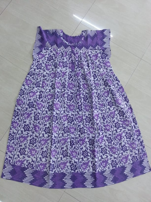 Purple batik
Beautiful hand block printed nighties wit pockets

Free size

Length 45

We also do custom work.

 