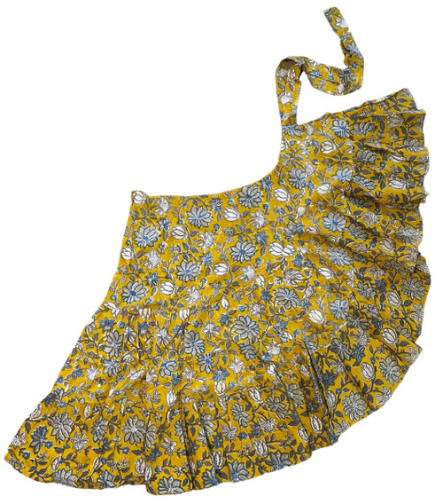 Beautiful Long Wrap Skirt  The skirt is free size. It can be worn with ties on the side or it can be worn hi lo style. You may also bustle it up. Looks great by itself or layered with another skirt or pantaloons.

Measurements:

32" long

50" waist not including ties

International Shipping is extra 
