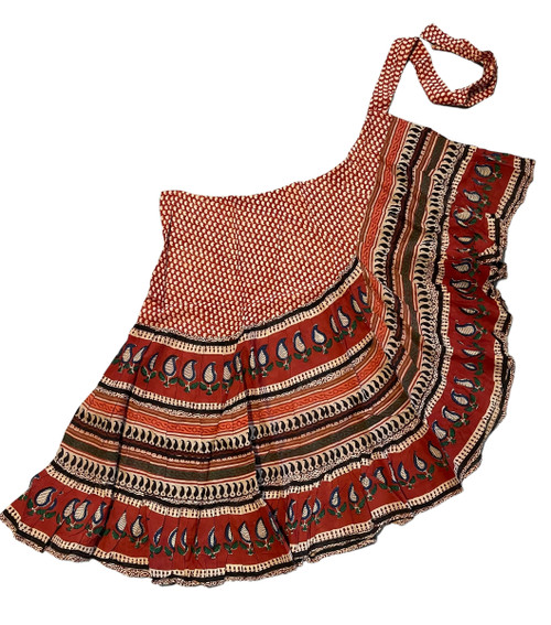 Beautiful Long Wrap Skirt  The skirt is free size. It can be worn with ties on the side or it can be worn hi lo style. You may also bustle it up. Looks great by itself or layered with another skirt or pantaloons.
Measurements:
32" long
50" waist not including ties
International Shipping is extra 
 Beautiful Long Wrap Skirt  The skirt is free size. It can be worn with ties on the side or it can be worn hi lo style. You may also bustle it up. Looks great by itself or layered with another skirt or pantaloons.
Measurements:
32" long
50" waist not including ties
International Shipping is extra