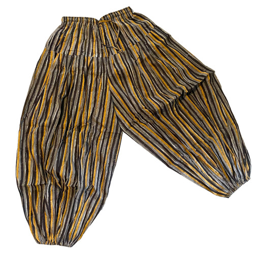 These are beautiful really full and comfortable ATS Block Print Pantaloons dyed with vegetable dyes.  They are great for dancing or just lounging in.
 These are beautiful really full and comfortable ATS Block Print Pantaloons dyed with vegetable dyes.  They are great for dancing or just lounging in.