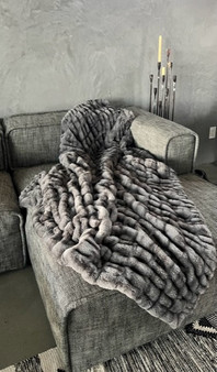 Sable Rushed Cozy Faux.
Our best-selling CozyFaux throw is created with incredibly silky, soft fibers and rushed for a cascading fand  rippling effect.
A longer, ultra plush pile, feels weighted. Cozy up on the couch with a good book or give as a gift.
Best in throw!
Brown or Sable- both delicious!

