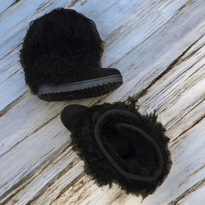 Mongolian Lamb Fur Sheepskin Boots Black Mid Calf Mongolian Lamb Fur Sheepskin Boots Black Mid Calf