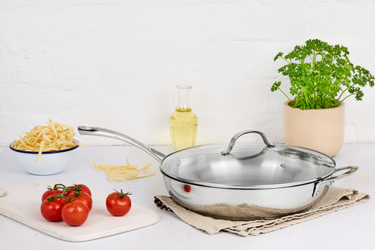 Swiss Diamond Premium Steel DLX 32x6.5cm Saute Pan with Lid