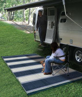 CAMCO RV 42871 6'X9' BLUE STRIPE MAT
