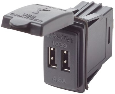 BLUE SEA SYSTEMS 1039-BSS DUAL USB 4.8A 12-24VDC SW MNT