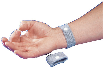 DAVIS INSTRUMENTS 400 QUEAZ-AWAY WRIST BANDS 1PR/CD
