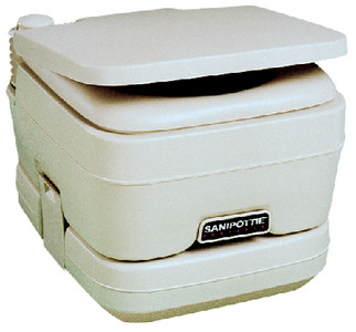 9108552677 962 SANIPOTTIE TOILET-PLATINUM