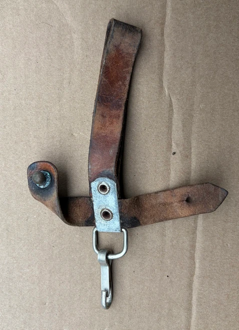 Yugoslavian Leather Bayonet Belt Hangers *fair*