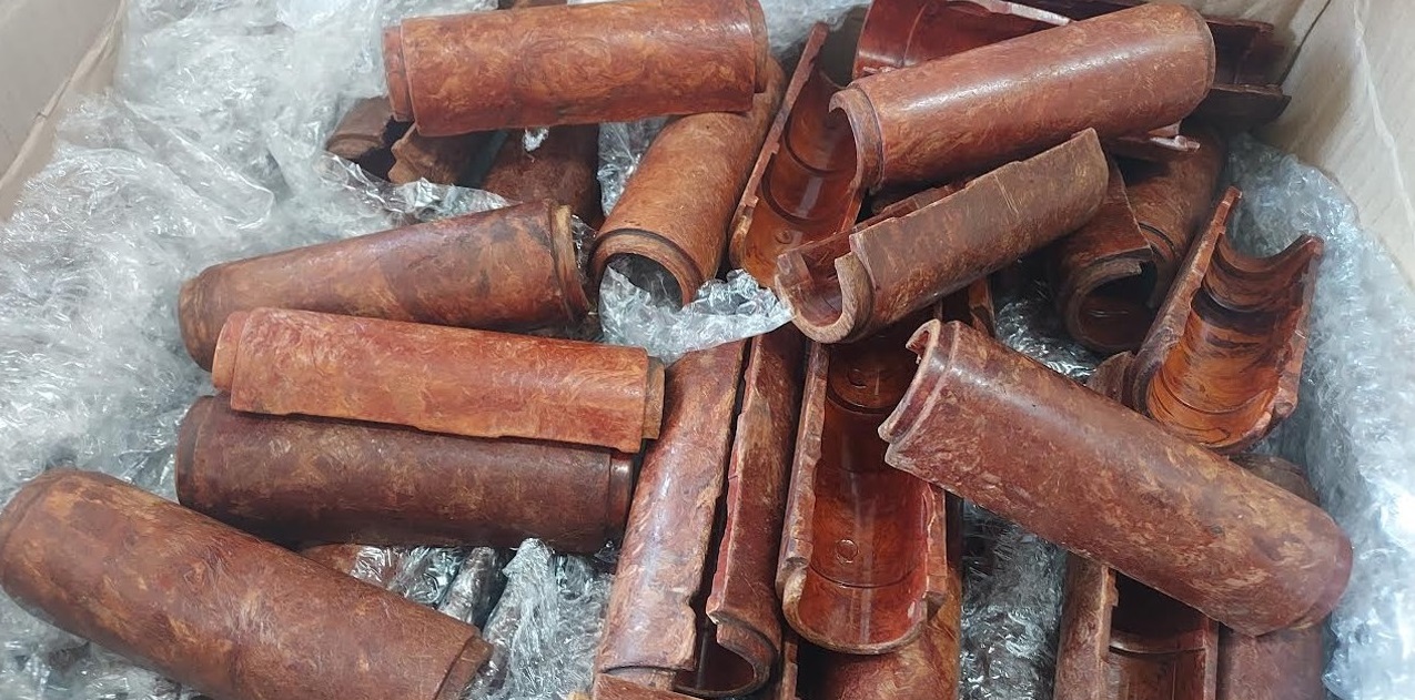 AIMS74 Bakelite Handguards
