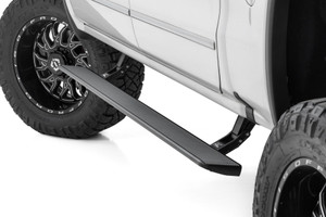Rough Country Power Running Boards - HT-Series - Crew Cab - Chevy/GMC 1500/2500HD/3500HD 2WD/4WD | DHTP ESR51518