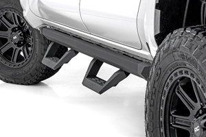 Rough Country SRX2 Adjustable Aluminum Steps - Double Cab - Toyota Tacoma 2WD/4WD (24-25) | DHTP 73004