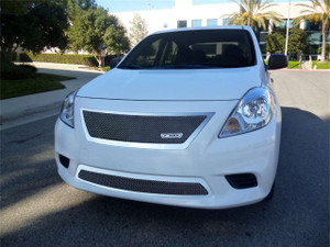 T-Rex® 54776 Upper Class Series Mesh Grille Polished Nissan Versa
