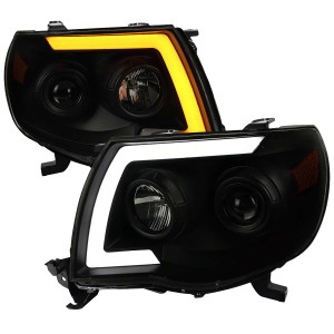 Spec-D Smoked Black Projector Headlight w/ Sequential Turn Signal | SPE 2LHP-TAC06SM-SQ-RS