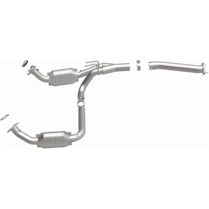 Magnaflow Performance Exhaust Magnaflow HM Grade Direct-Fit Catalytic Converter | FBHB 24081