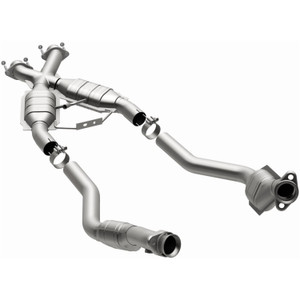 Magnaflow Performance Exhaust Magnaflow California Direct-Fit Catalytic Converter | FBHB 337339