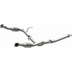 Magnaflow Performance Exhaust Magnaflow OEM Grade Direct-Fit Catalytic Converter | FBHB 49406