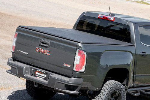 Rough Country Soft Tri-Fold Bed Cover - 5'3" Bed - Chevy/GMC Canyon/Colorado 2WD/4WD (15-25) | DHTP 41215500A