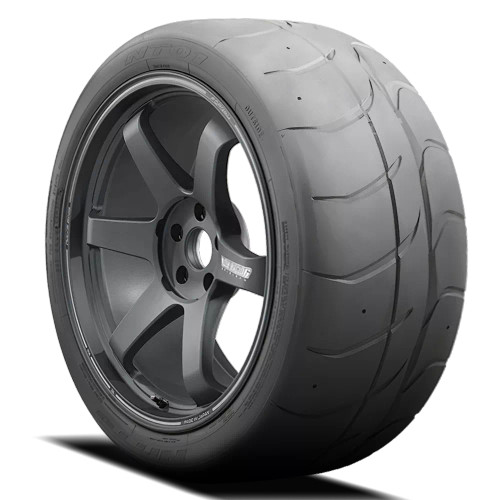 Nitto Nt01 Tire 265/40R18 101W 100 AA A | 371520