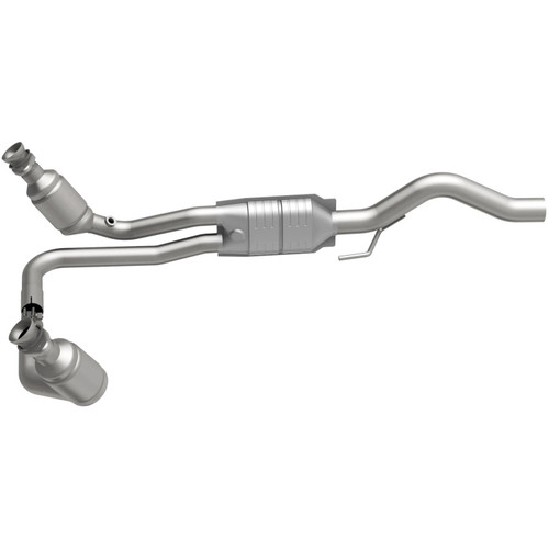Magnaflow Performance Exhaust Magnaflow California Direct-Fit Catalytic Converter | FBHB 447248