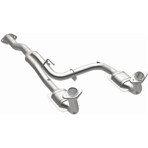 Magnaflow Performance Exhaust Magnaflow OEM Grade Direct-Fit Catalytic Converter | FBHB 49186