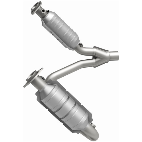 Magnaflow Performance Exhaust Magnaflow OEM Grade Direct-Fit Catalytic Converter | FBHB 49462
