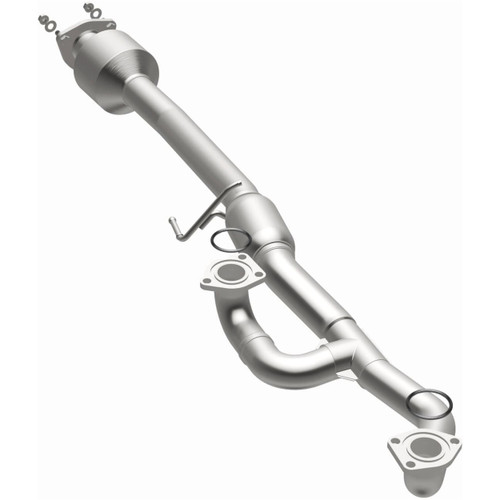 Magnaflow Performance Exhaust Magnaflow OEM Grade Direct-Fit Catalytic Converter | FBHB 52756