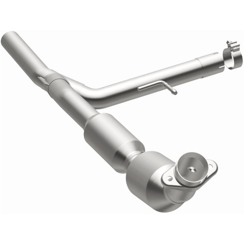 Magnaflow Performance Exhaust Magnaflow California Direct-Fit Catalytic Converter | FBHB 5481706