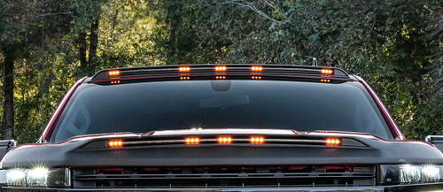 Auto Ventshade AeroCab Marker Light Color Match with five amber LED lights; Ivory Pearl Tri-Coat | BBFF 698163-PWD